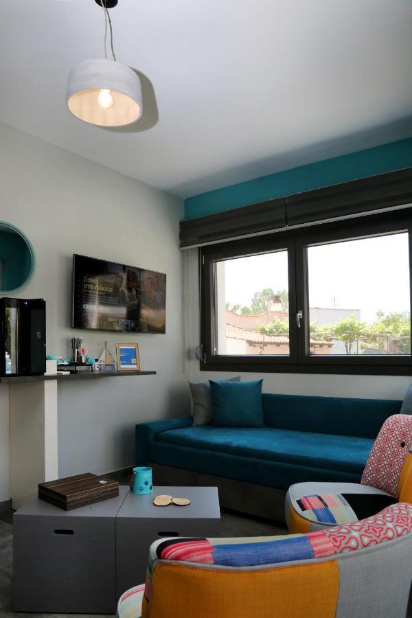 Street 90 Luxury Apartment 케라모티 외부 사진