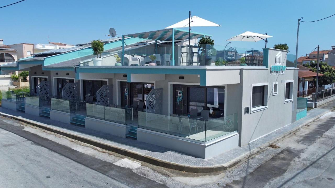 Street 90 Luxury Apartment 케라모티 외부 사진